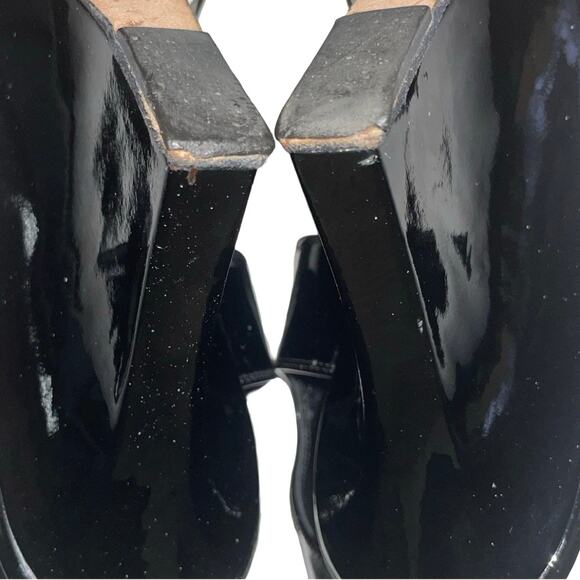 Manolo Blahnik Pepewe Black Patent Leather Wedge Heels    Size: EU 40.5 - Picture 8 of 8